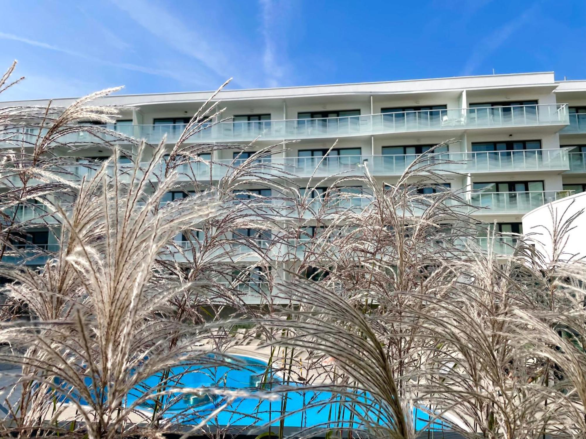 Polanki Aqua Apartamenty Premium - W Cenie Nielimitowany Dostep Do Strefy Aqua Kolobrzeg Dış mekan fotoğraf