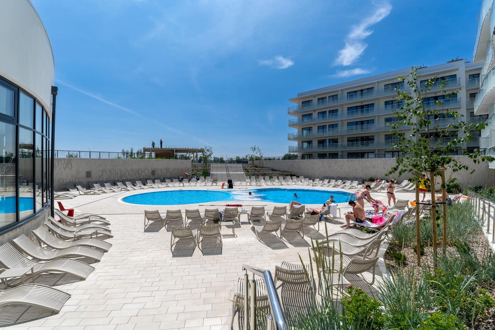 Polanki Aqua Apartamenty Premium - W Cenie Nielimitowany Dostep Do Strefy Aqua Kolobrzeg Dış mekan fotoğraf